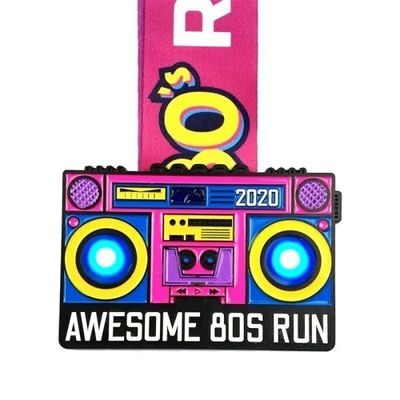kaufen Custom LED Blinkende Custom Award Medaillen für Marathon Run Rennen Finisher Online-Herstellung