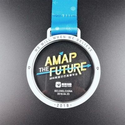 kaufen Dauerhafte Spaßlauf-Custom-Akryl-Medaillen / Schöne und blendende Acryl-Medaillen Online-Herstellung