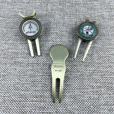 kaufen Antike Gold-Soft-Emaille Golf-Divot-Tools und Kugelmarker mit Magneten Online-Herstellung