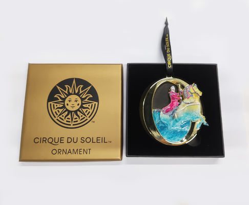 Geschenke für die Geschäftsförderung Beeindrucken Sie Kunden, Partner und Mitarbeiter mit Ornamenten des Cirque du Soleil-Spektakels